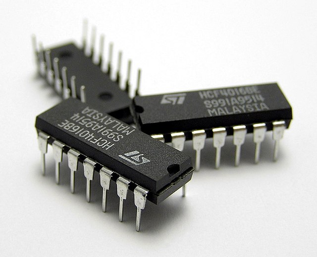 dual in-line package(DIP)